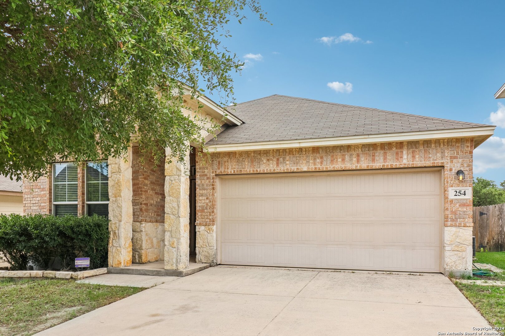 254 Reeves Garden San Antonio TX 78253
