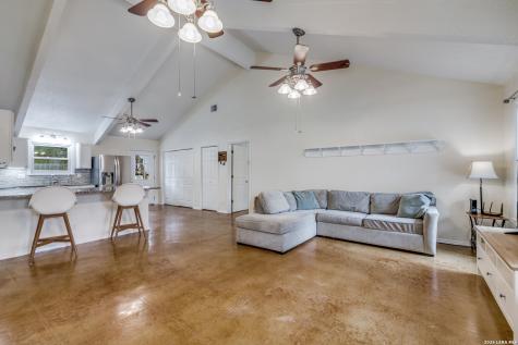 8639 Flint Rock Boerne TX 78006