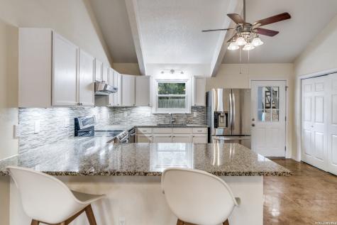 8639 Flint Rock Boerne TX 78006