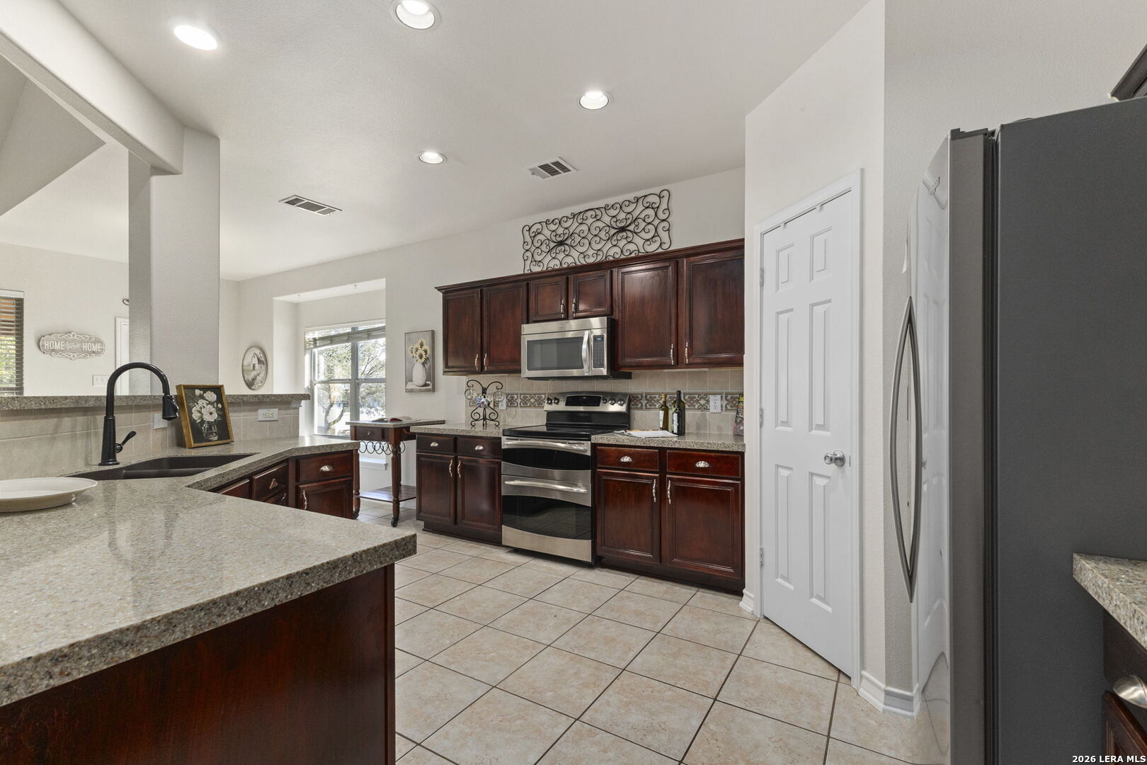 4934 Spyglass View San Antonio TX 78247