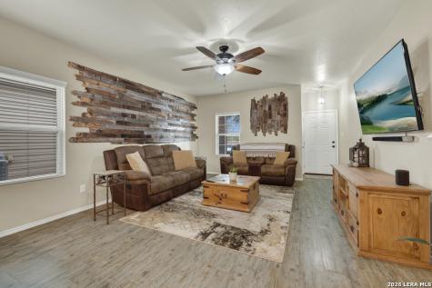 124 Field Ridge New Braunfels TX 78130