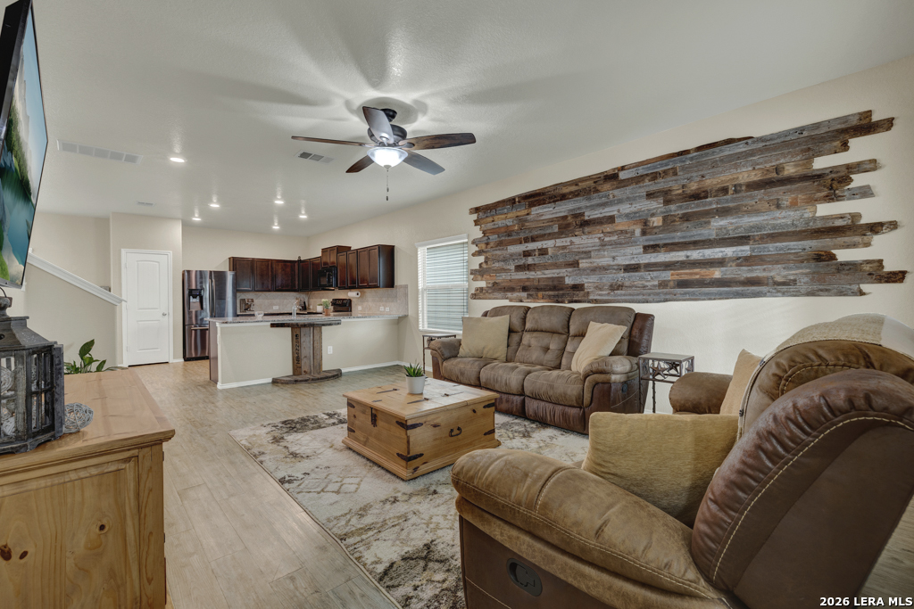 124 Field Ridge New Braunfels TX 78130