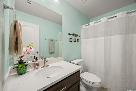 8302 Nutley Court Converse TX 78109
