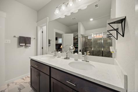 8302 Nutley Court Converse TX 78109