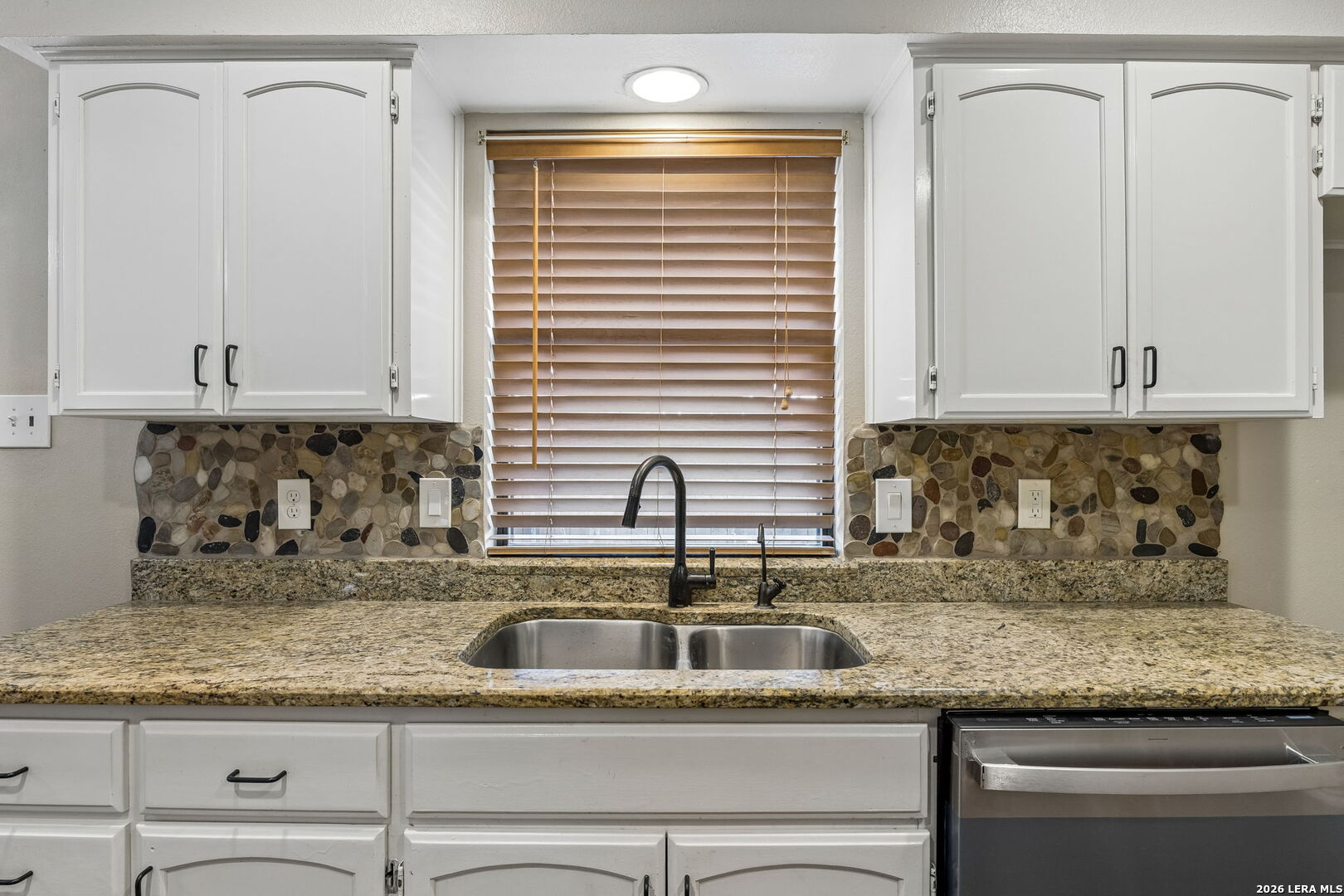 2127 Oak Bend San Antonio TX 78259