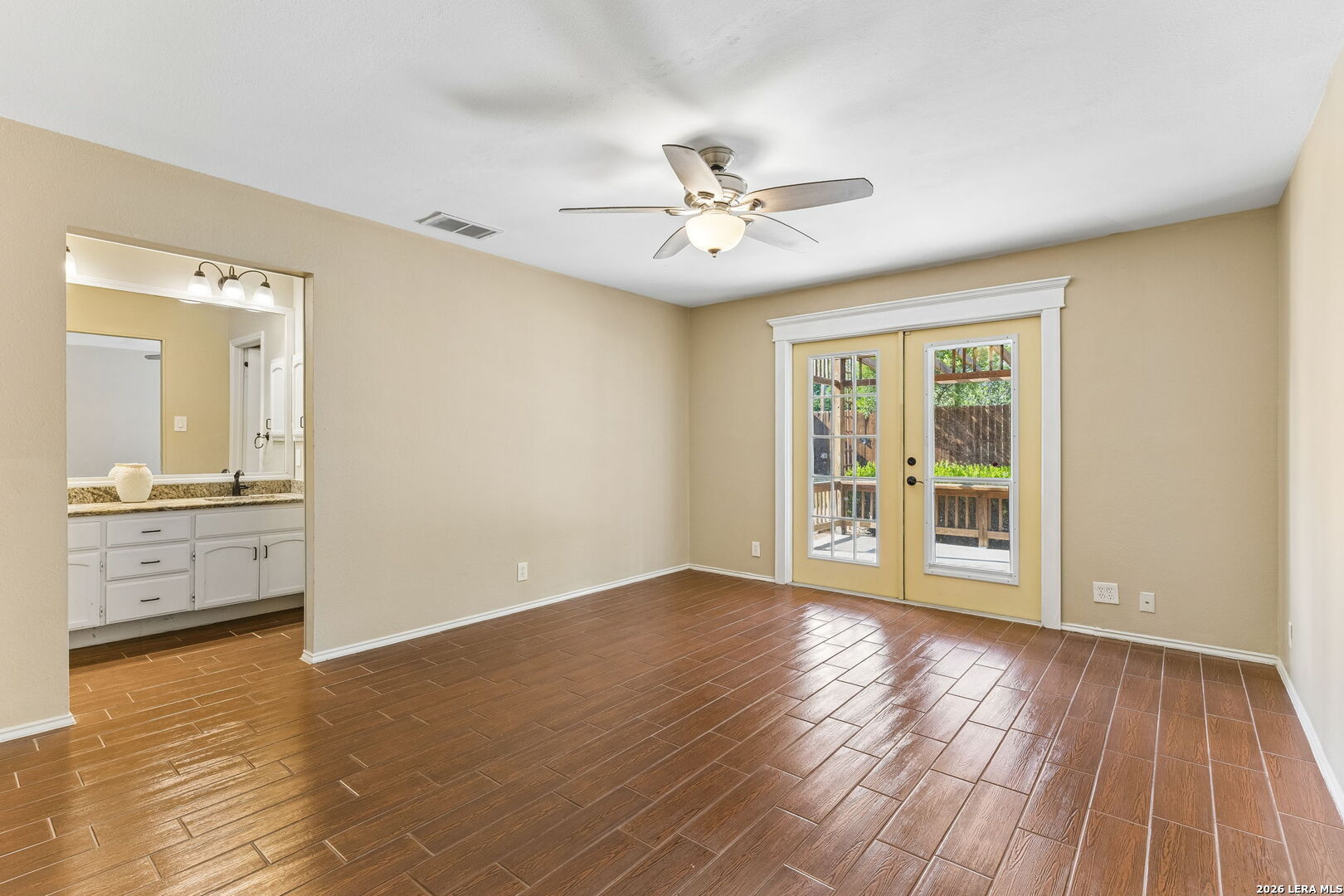 2127 Oak Bend San Antonio TX 78259