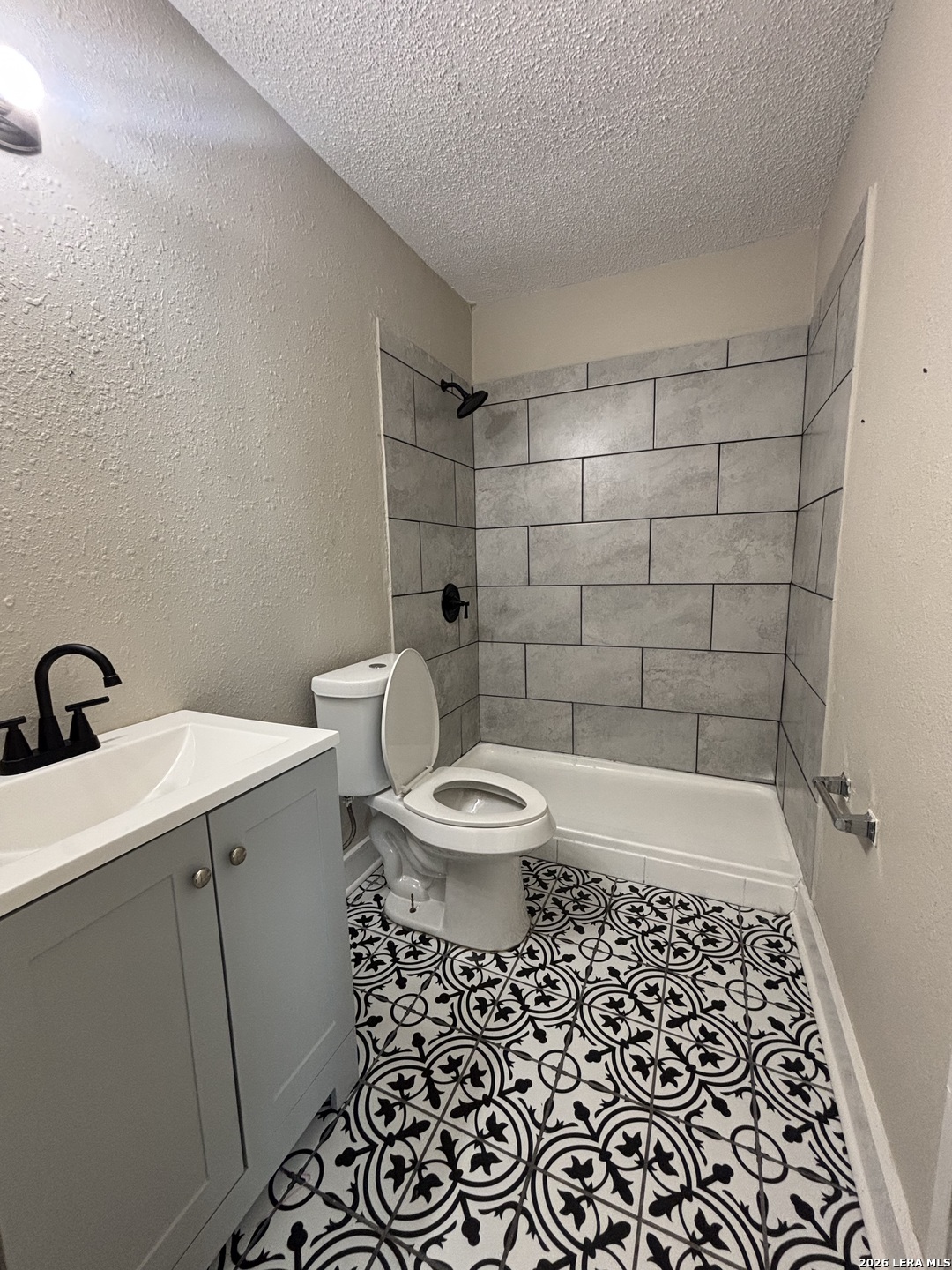9038 Old Sky Harbor San Antonio TX 78242