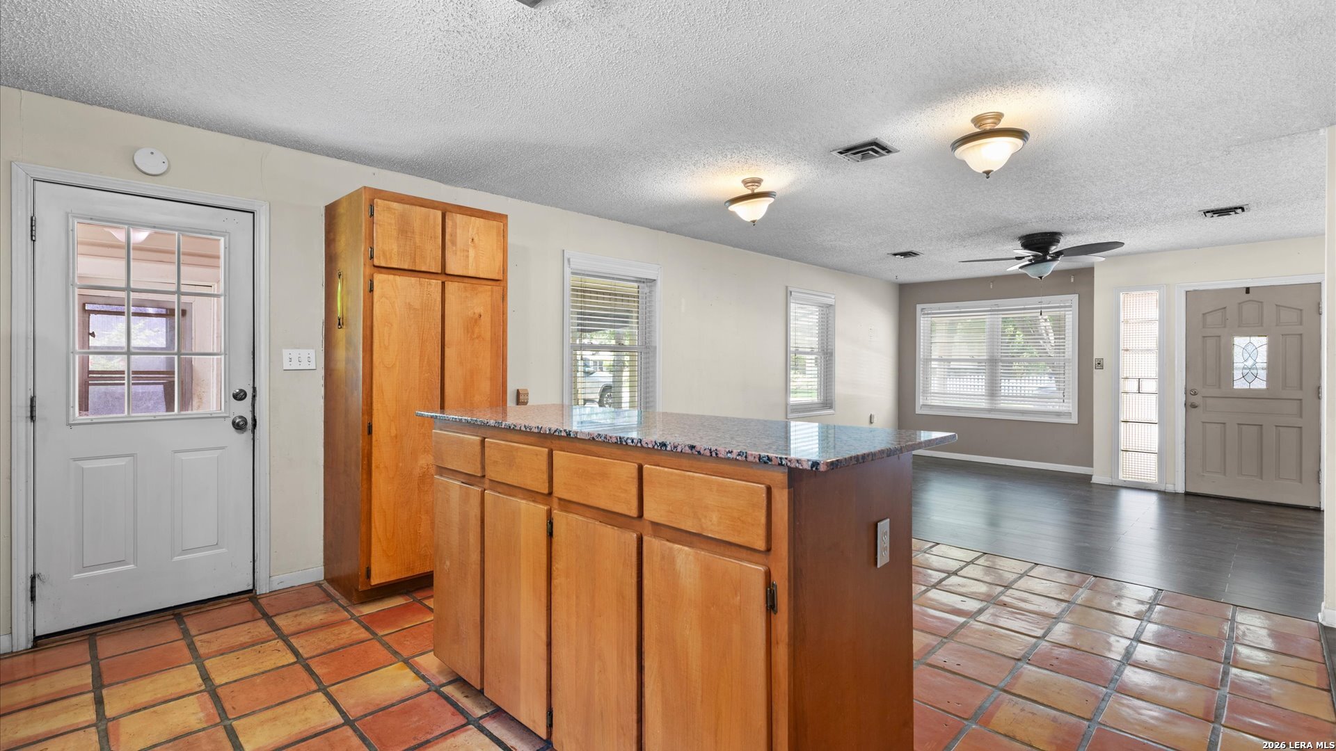 725 W Klingemann Street New Braunfels TX 78130