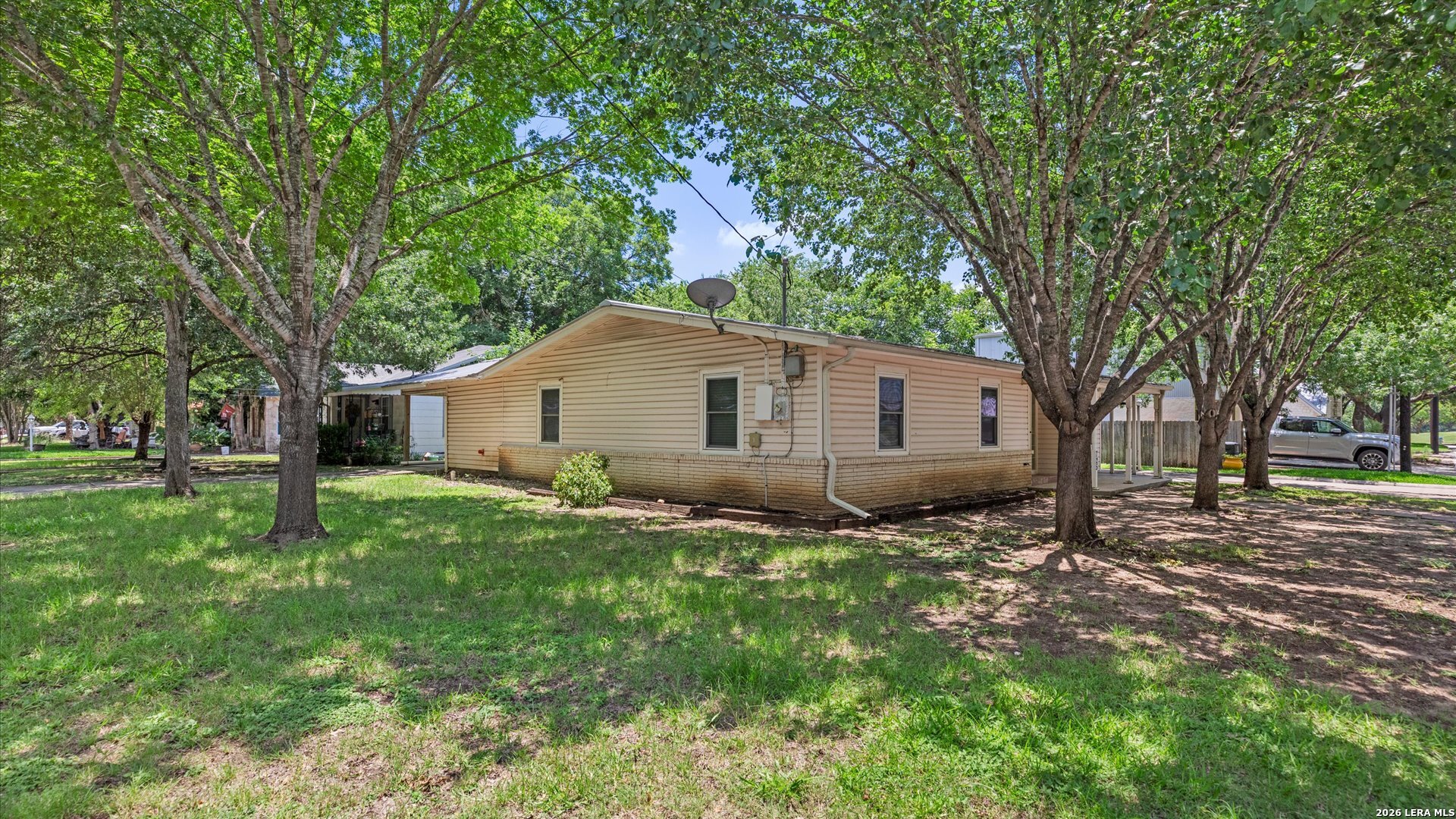 725 W Klingemann Street New Braunfels TX 78130