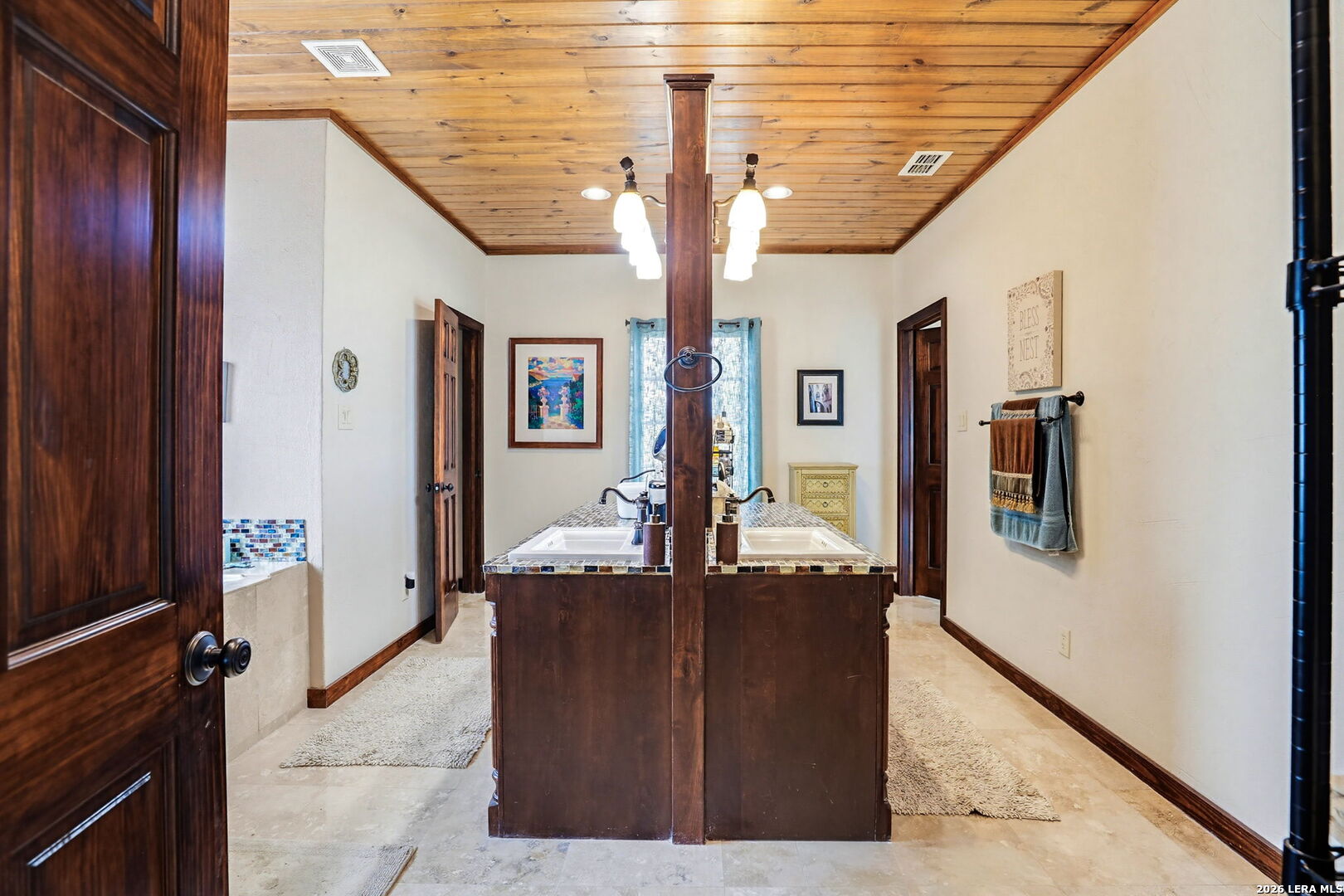 2814 Panther Hollow Drive Bandera TX 78003