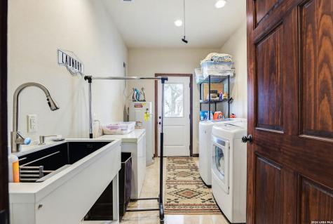 2814 Panther Hollow Drive Bandera TX 78003