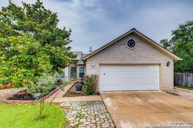8634 Wood Falls San Antonio TX 78251