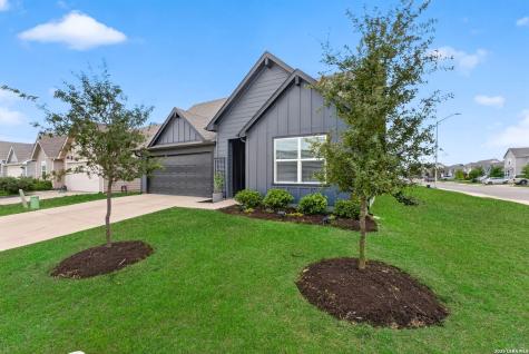 1037 Norway Drive Seguin TX 78155