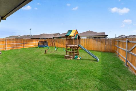 1037 Norway Drive Seguin TX 78155