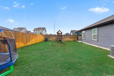 1037 Norway Drive Seguin TX 78155