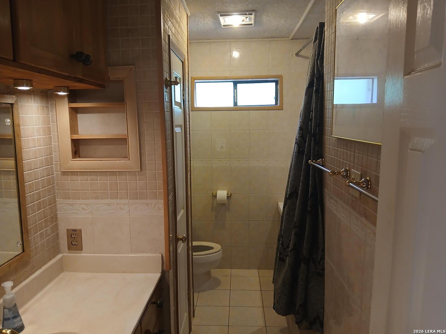 11239 Blue Waters Helotes TX 78023