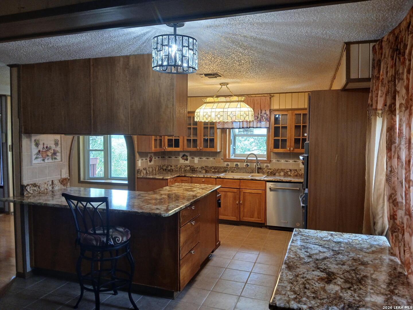 11239 Blue Waters Helotes TX 78023