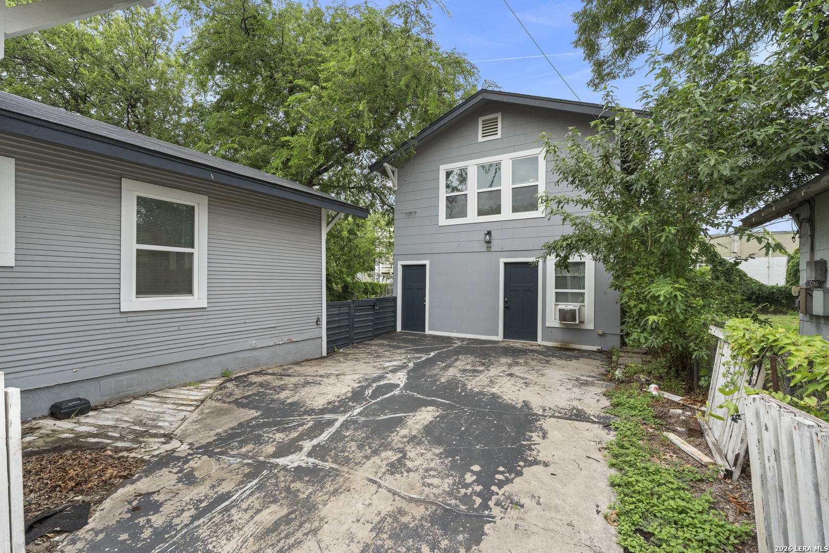 1311 W French Place San Antonio TX 78201