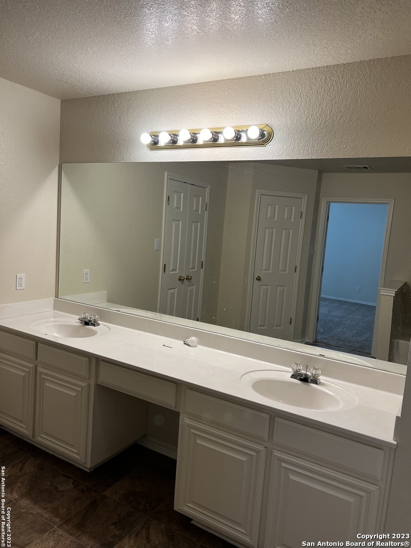 12610 Point Sound San Antonio TX 78253