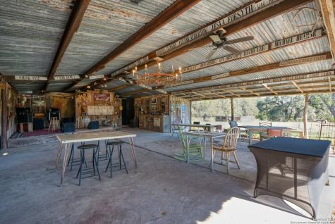 115 Fischer Store Fischer TX 78623