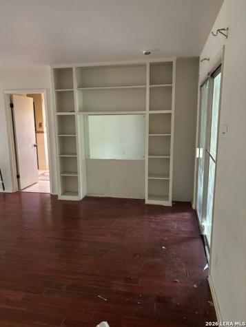 10118 N Manton Lane San Antonio TX 78213