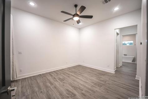 2109 Bella Vista Canyon Lake TX 78133