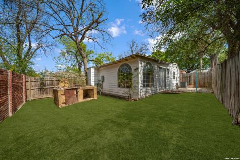 132 Vassar Lane San Antonio TX 78212