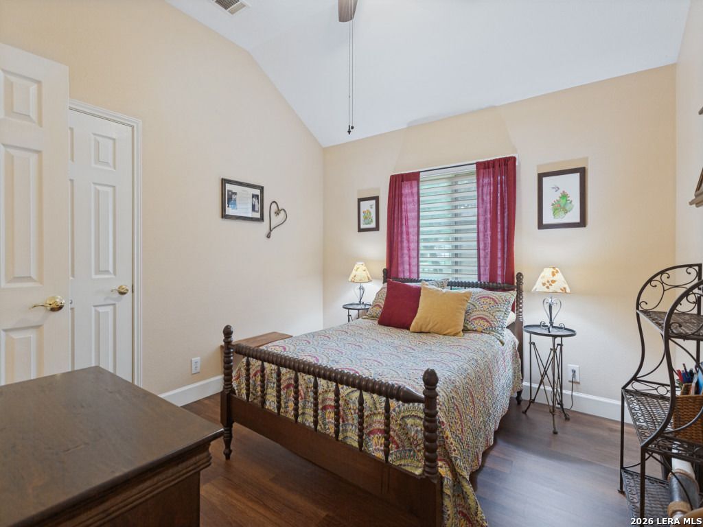 23706 Legend Glen San Antonio TX 78260