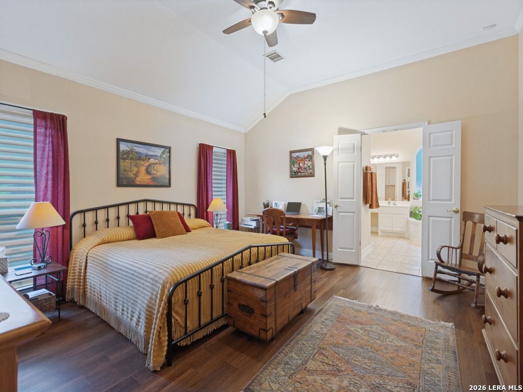 23706 Legend Glen San Antonio TX 78260