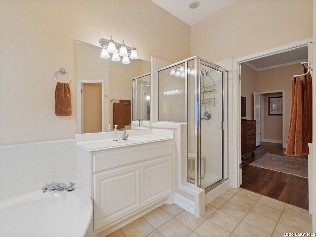 23706 Legend Glen San Antonio TX 78260