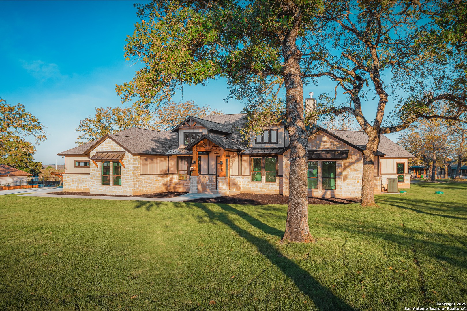 129 Hondo Ridge La Vernia TX 78121