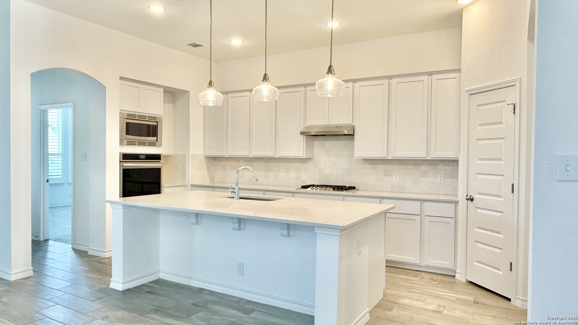 10828 Bango Farms San Antonio TX 78254