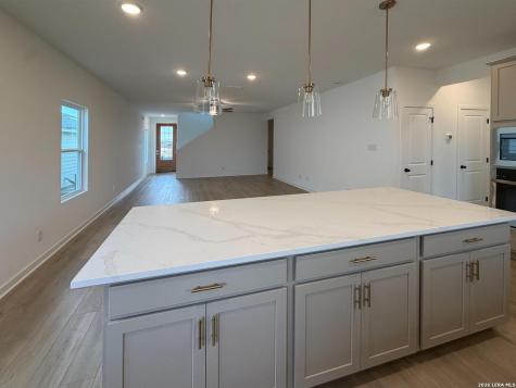 135 Peeps Court Adkins TX 78101