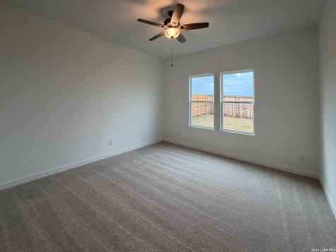 135 Peeps Court Adkins TX 78101