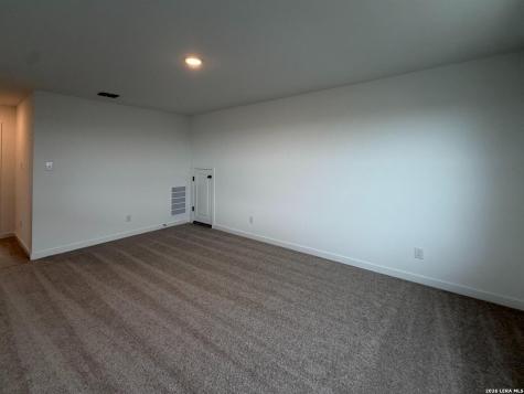135 Peeps Court Adkins TX 78101