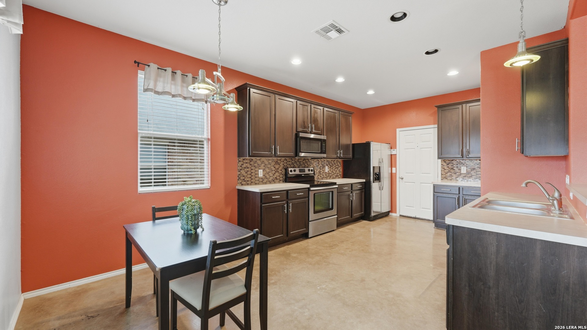 2125 Dragon Trail New Braunfels TX 78130