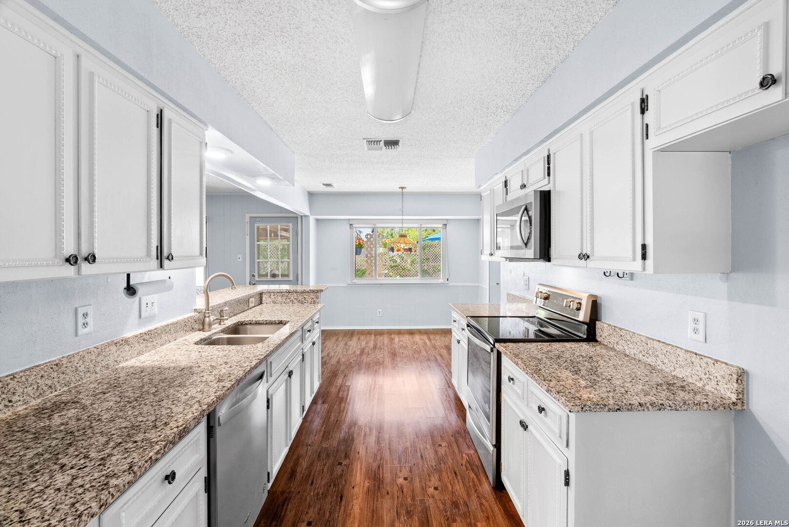 6002 Crown Way San Antonio TX 78239