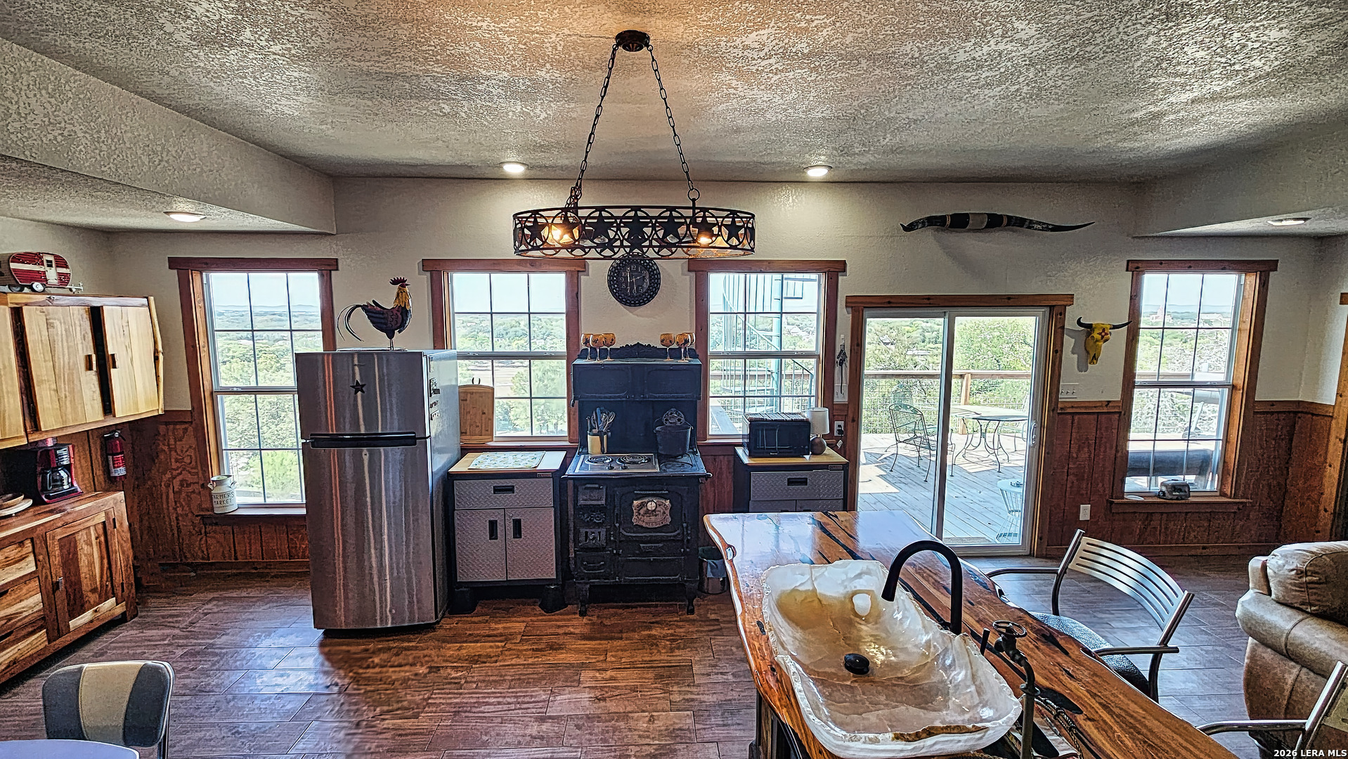 170 Teich Lane Bandera TX 78003