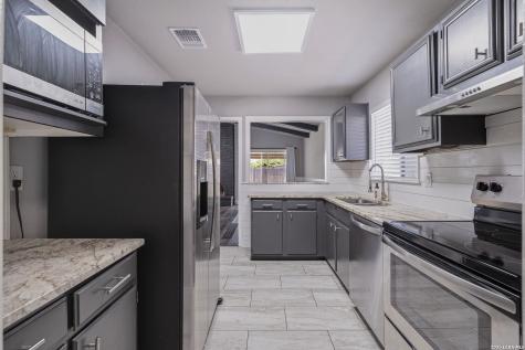 12707 La Quinta San Antonio TX 78233