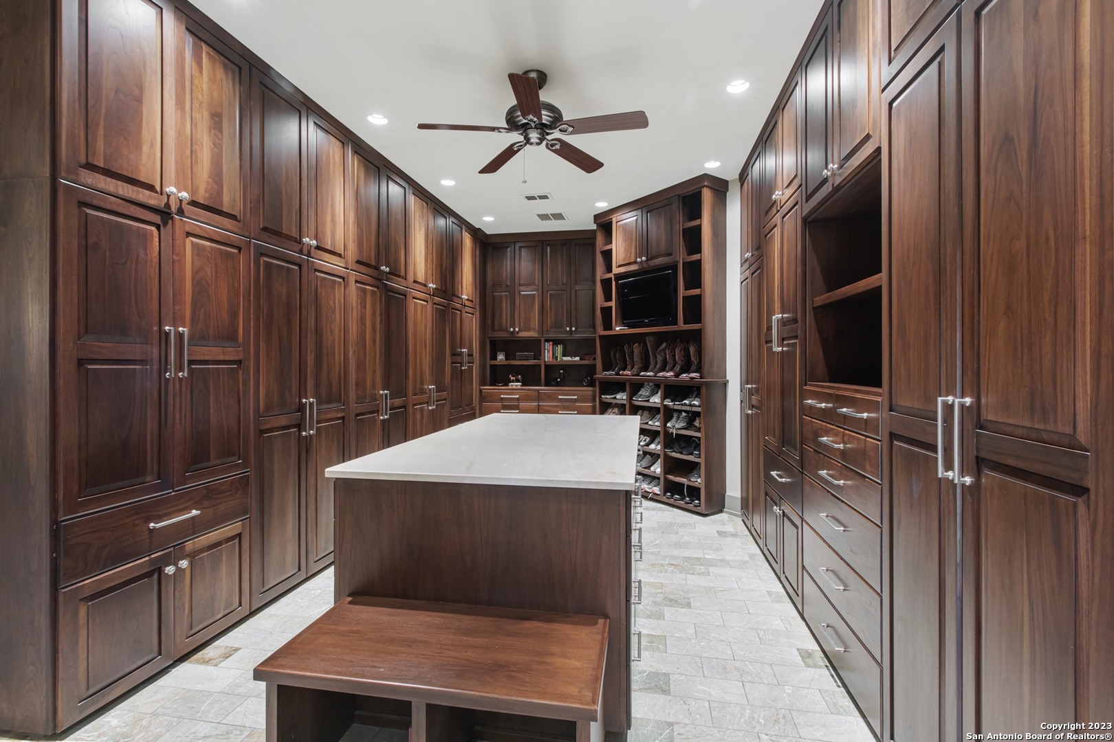 2428 Clubs Drive Boerne TX 78006