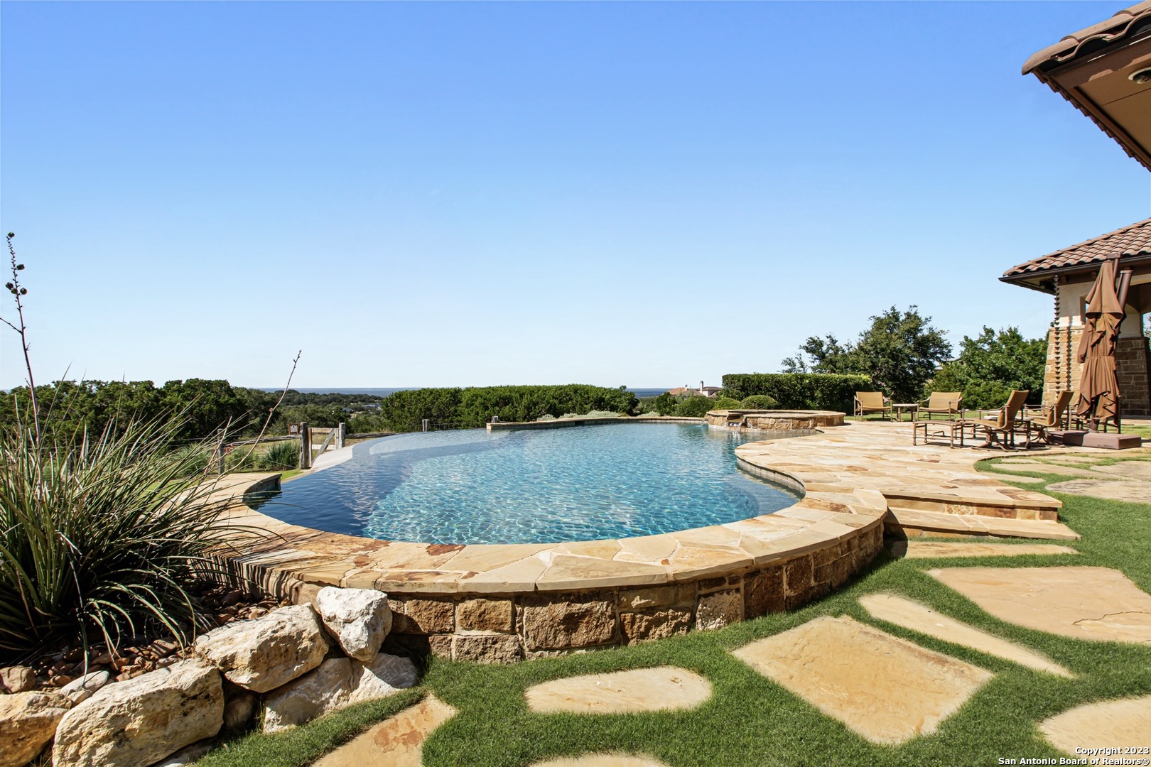 2428 Clubs Drive Boerne TX 78006