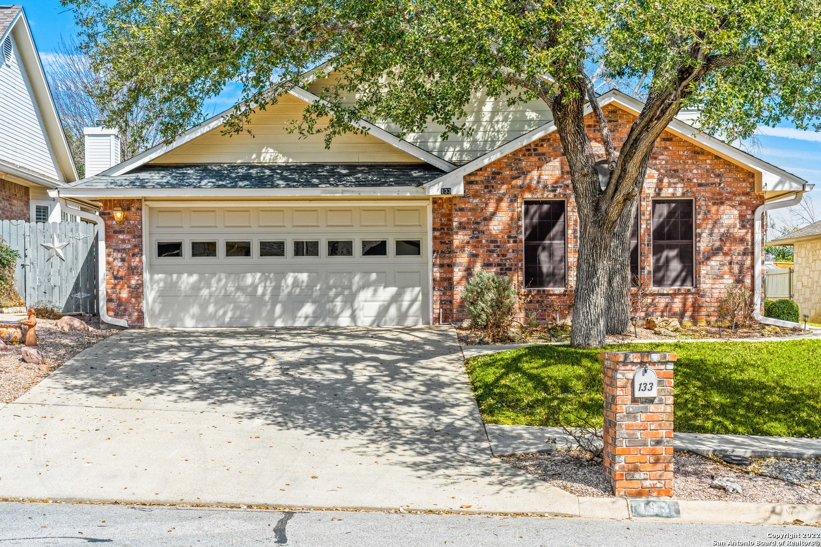 133 Los Cedros Loop Kerrville TX 78028