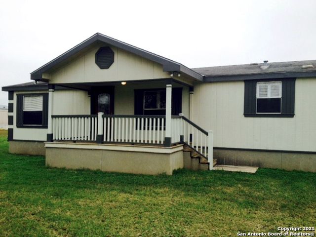 912 Palmetto Street Jourdanton TX 78026