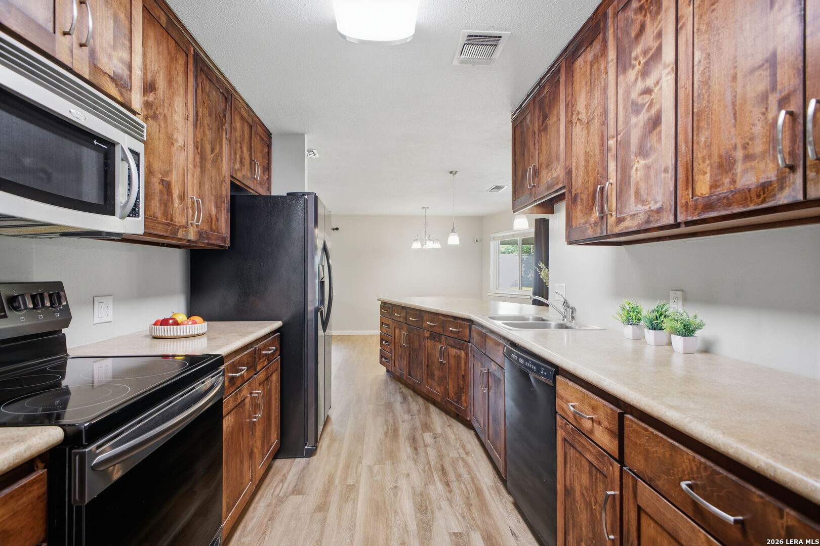 5606 Oolooteka San Antonio TX 78218