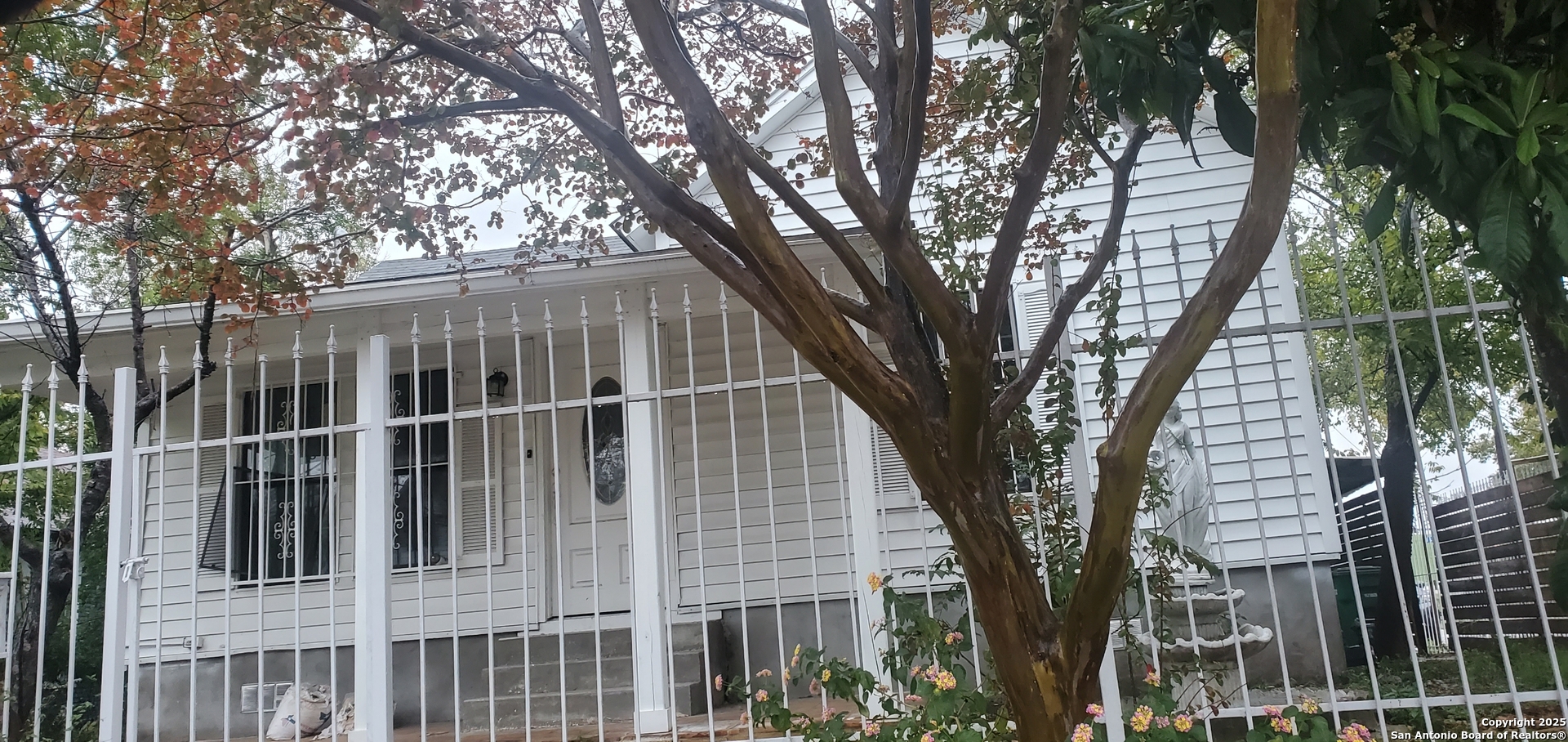 622 W Baylor San Antonio TX 78204