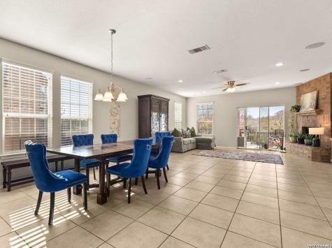 10919 Almond Crest Live Oak TX 78233