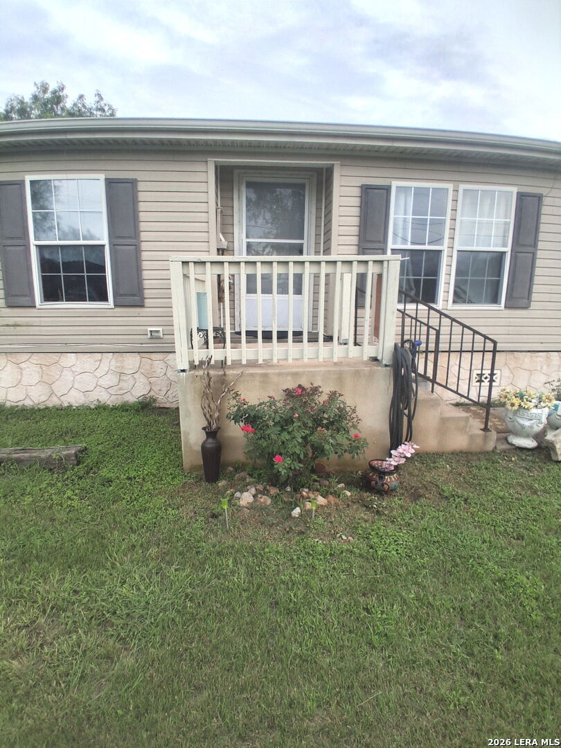 1025 County Road 3821 San Antonio TX 78253