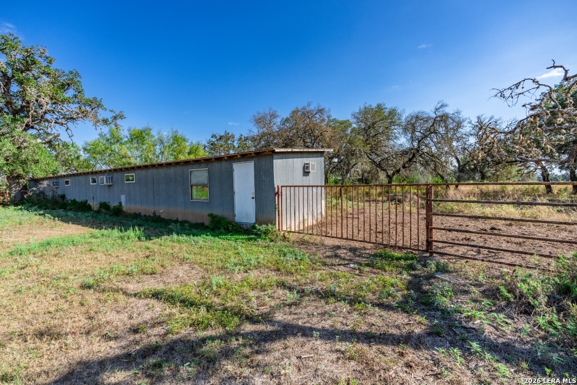 8331 County Road 311 Utopia TX 78884