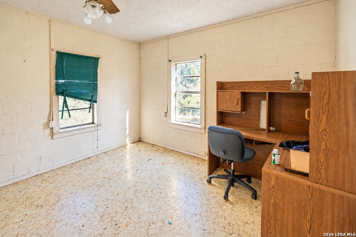 8331 County Road 311 Utopia TX 78884