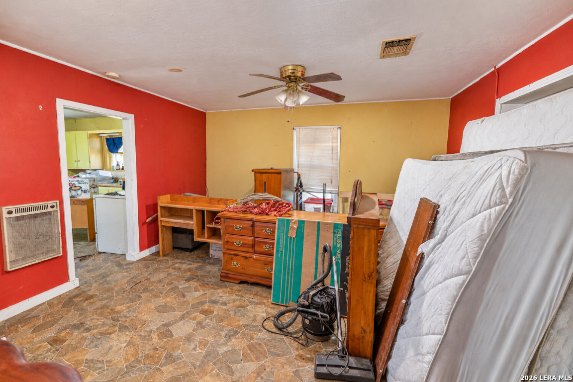 8331 County Road 311 Utopia TX 78884